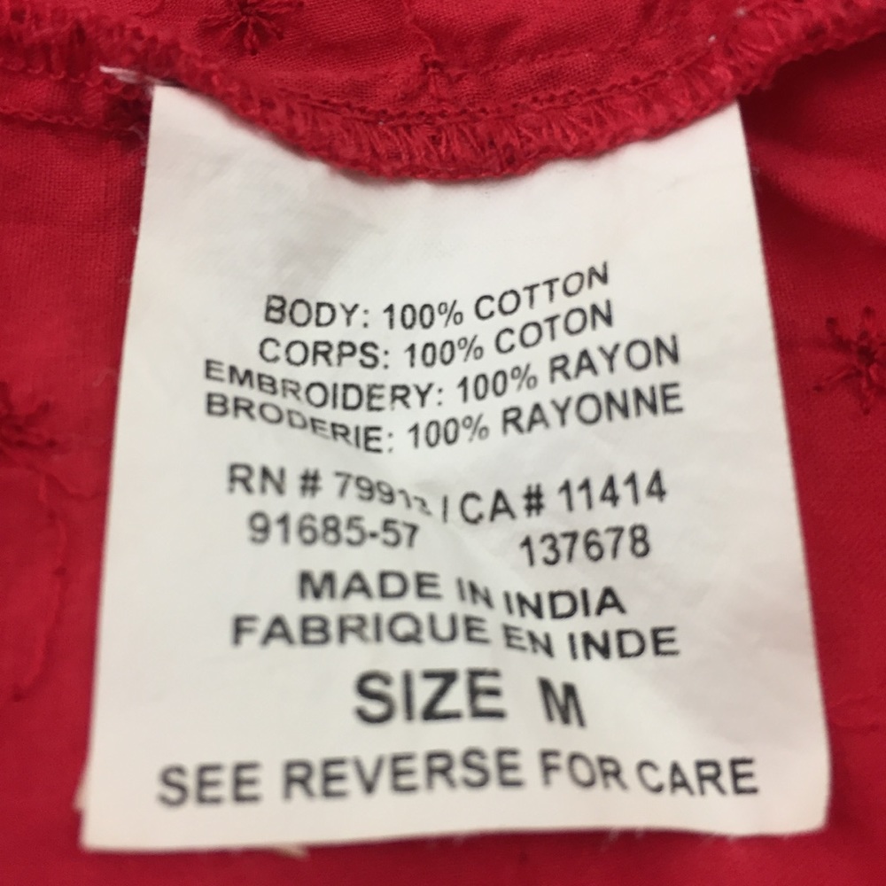 Motherhood Maternity Eyelet Cotton Top. M44 - Picture 6 of 6